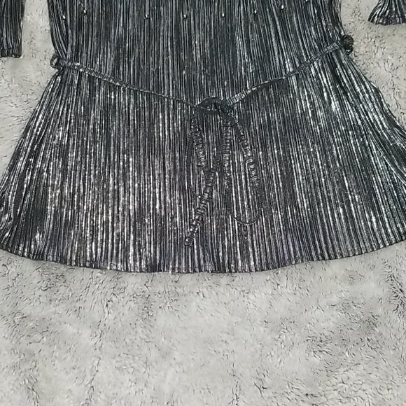 silver metallic blouse - Picture 6 of 9